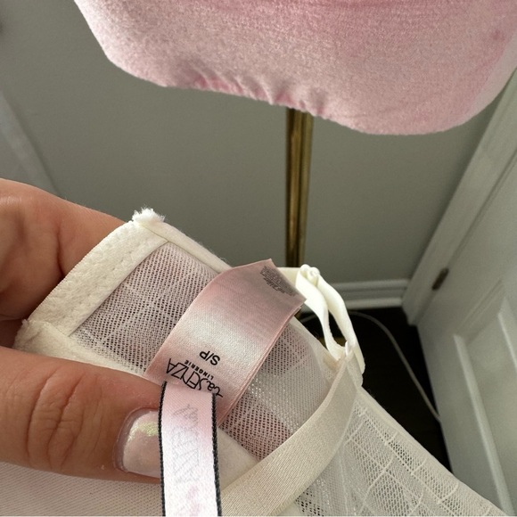 La Senza y2k corset  top lace up S lingerie - Picture 4 of 4